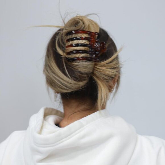 Large Wide Hair Claw Clips Extra Large for Thick Hair Dark Tortoise main image 7